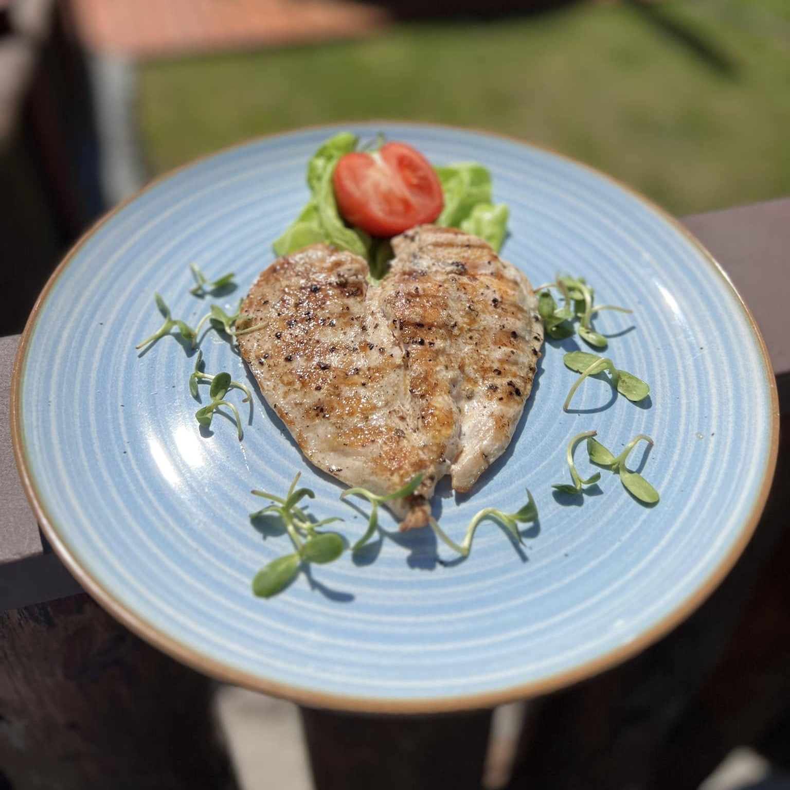 galerie cu delicatesele Hanului Almas 